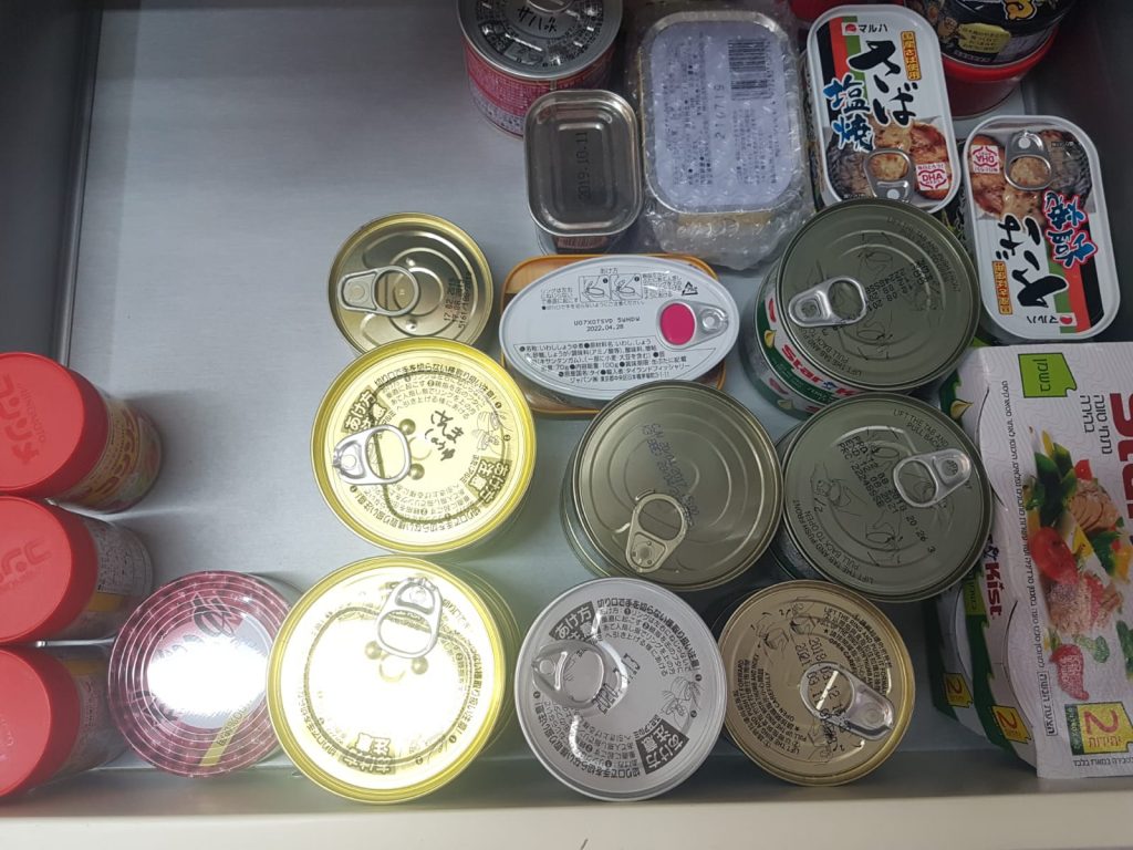 דלית שפרן | סידור וארגון בתים | הום סטיילינג | מעברי דירה | הרצאות