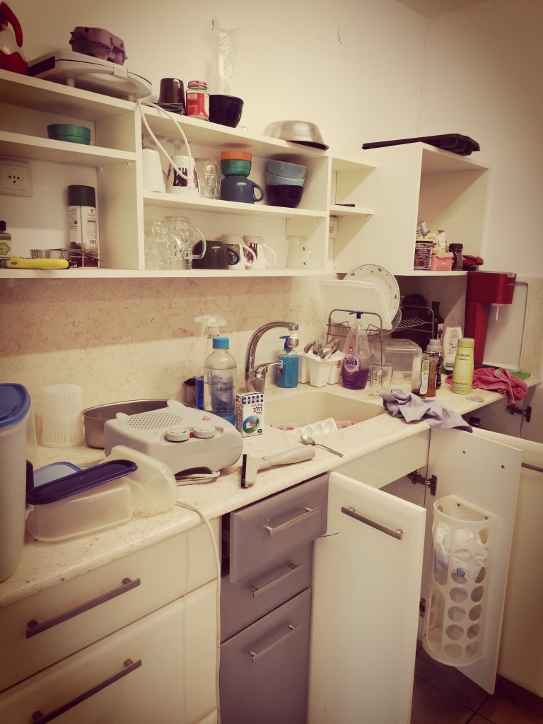 דלית שפרן | סידור וארגון בתים | הום סטיילינג | מעברי דירה | הרצאות