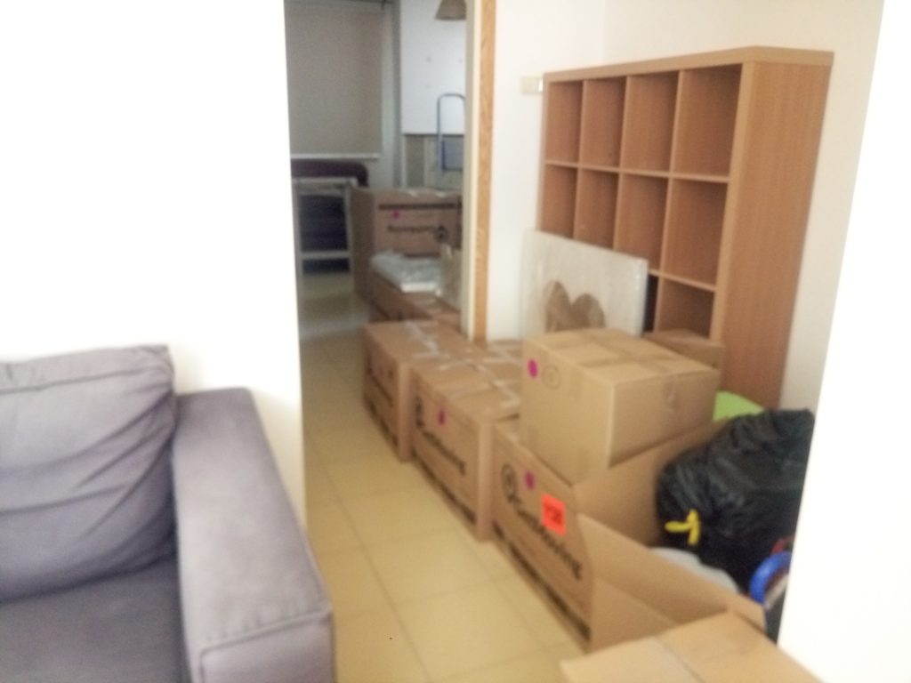 דלית שפרן | סידור וארגון בתים | הום סטיילינג | מעברי דירה | הרצאות